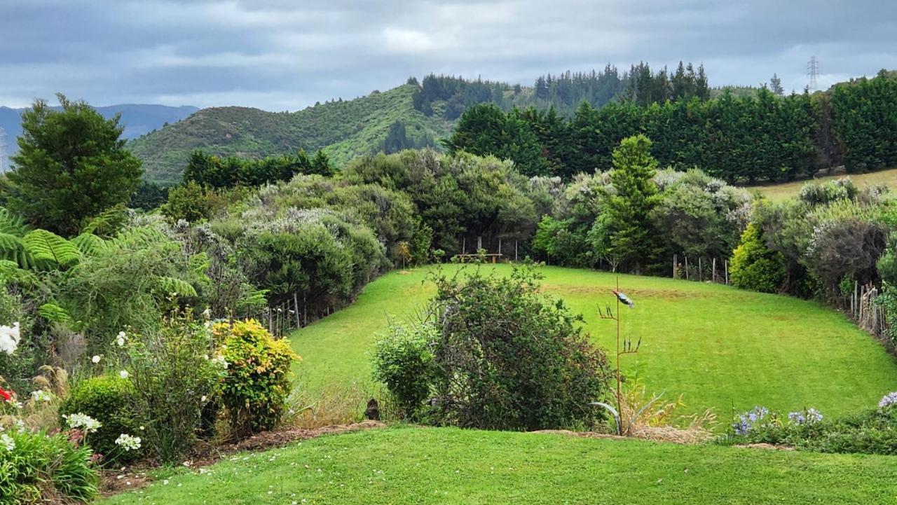 Boutique Art Retreat Hotel Upper Hutt Luaran gambar