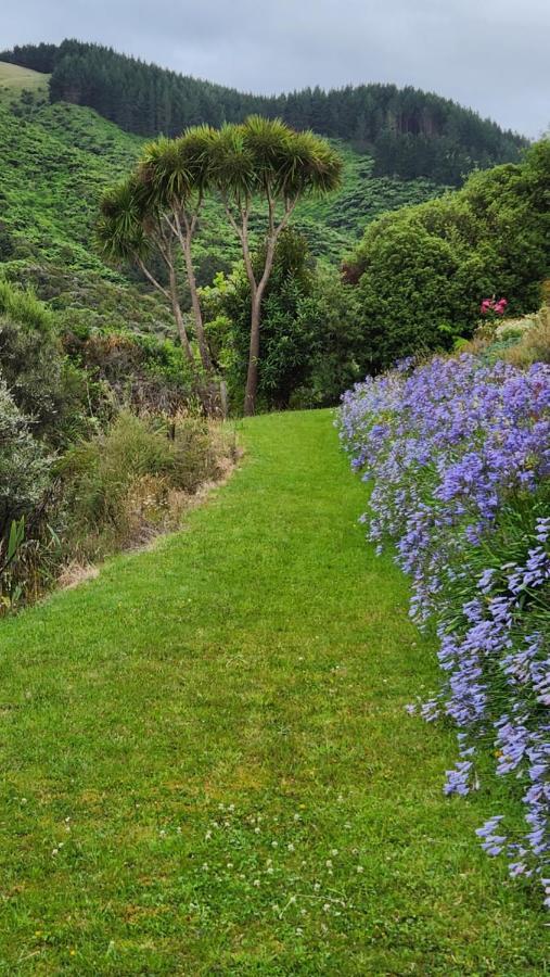 Boutique Art Retreat Hotel Upper Hutt Luaran gambar