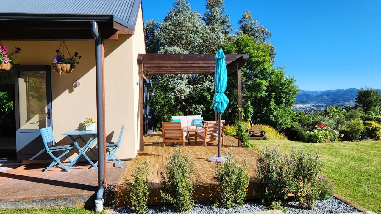 Boutique Art Retreat Hotel Upper Hutt Luaran gambar
