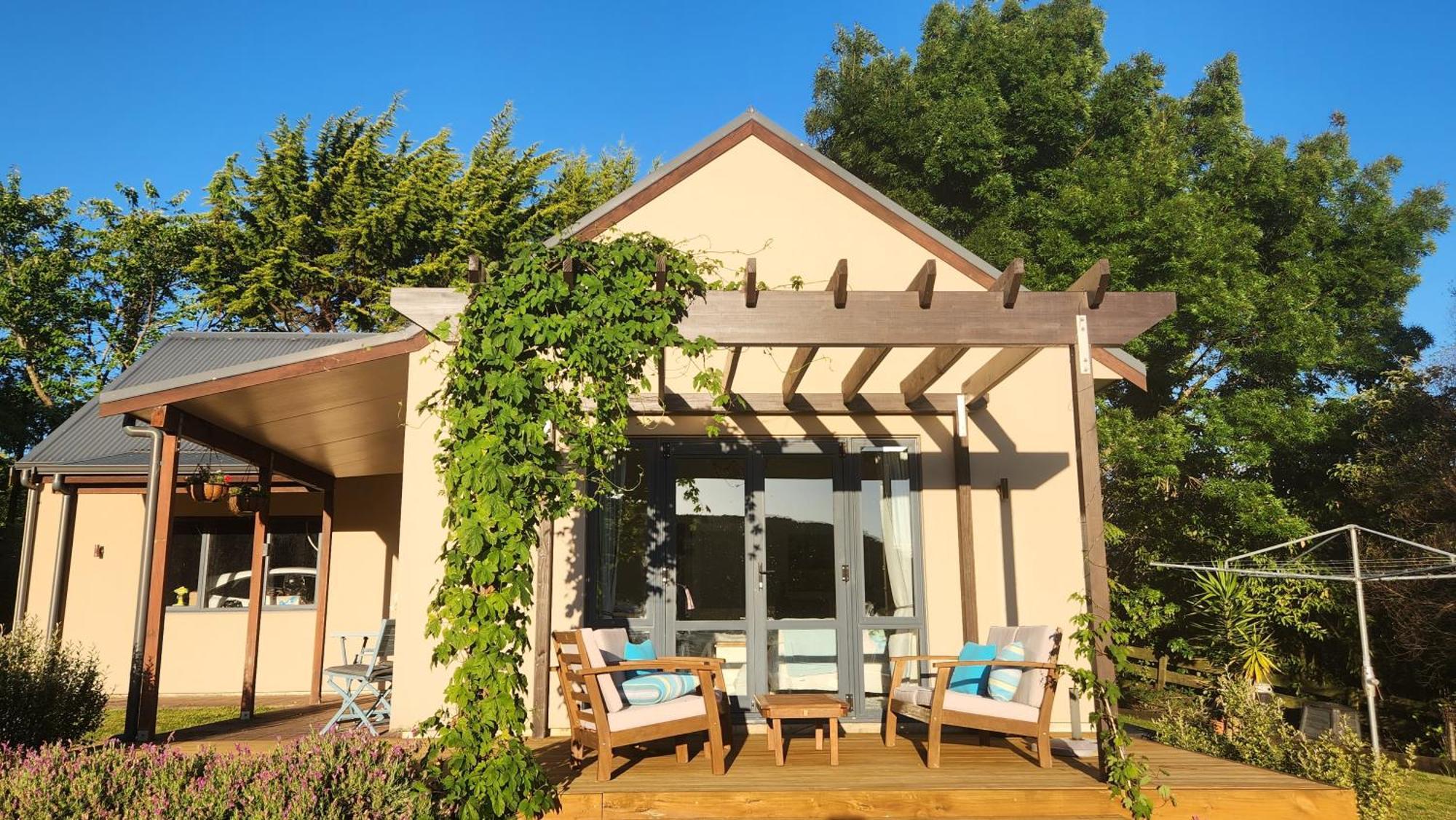 Boutique Art Retreat Hotel Upper Hutt Luaran gambar