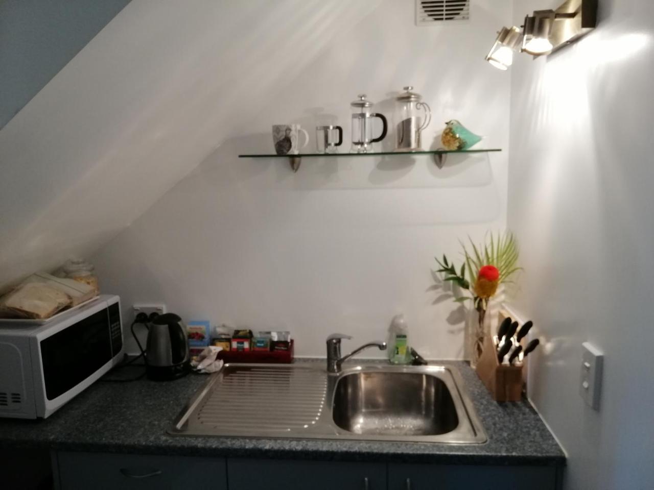 Boutique Art Retreat Hotel Upper Hutt Luaran gambar
